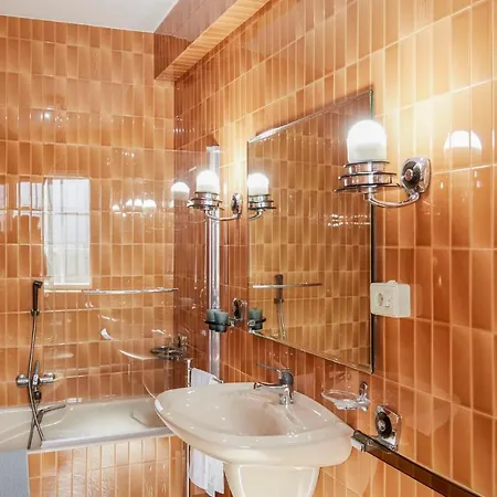 Amazing In With Indoor Swimming Pool, Wifi&5 Bedrooms Сasa de vacaciones Padrón